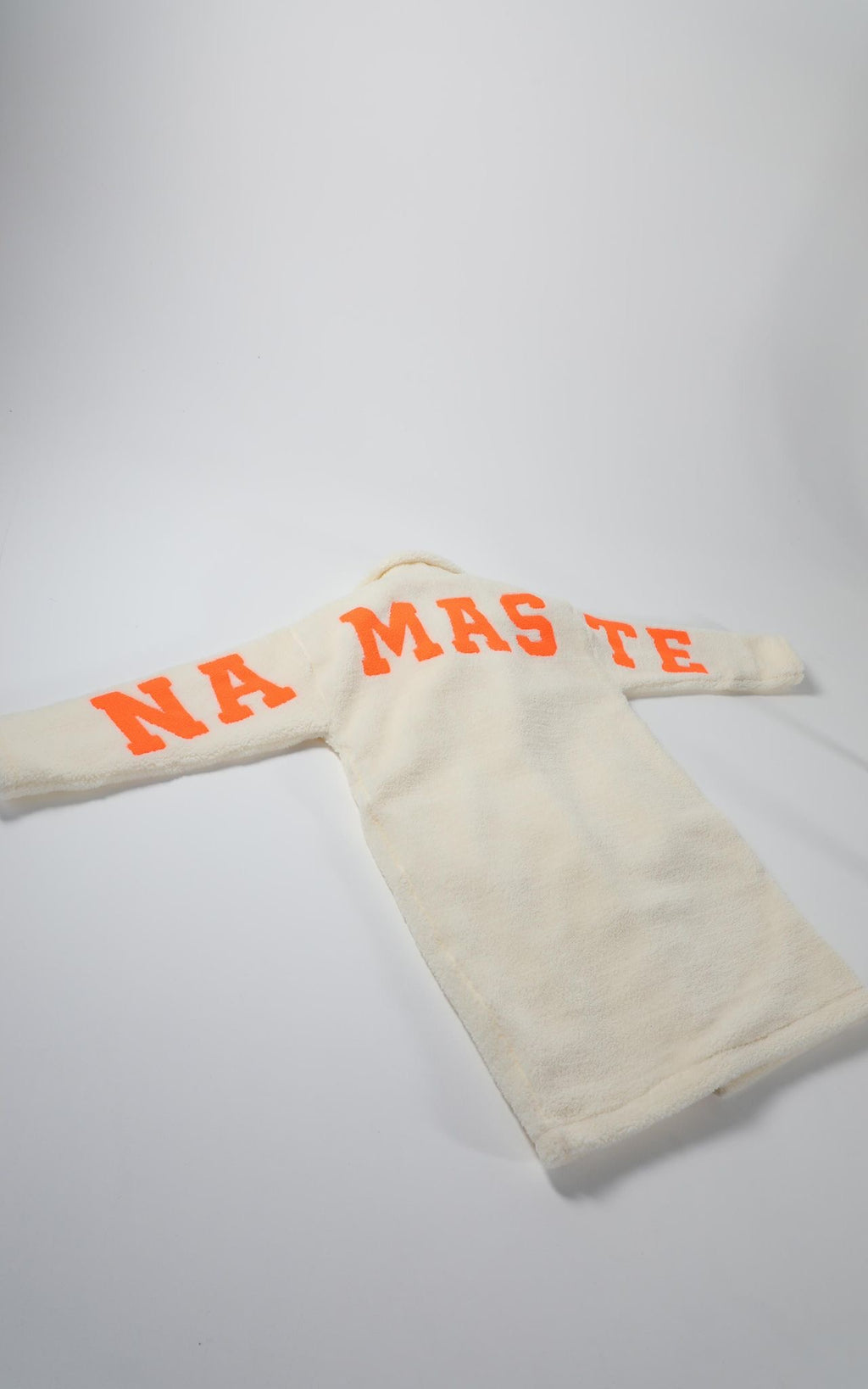 PRE ORDER Namaste teddy jas off-white