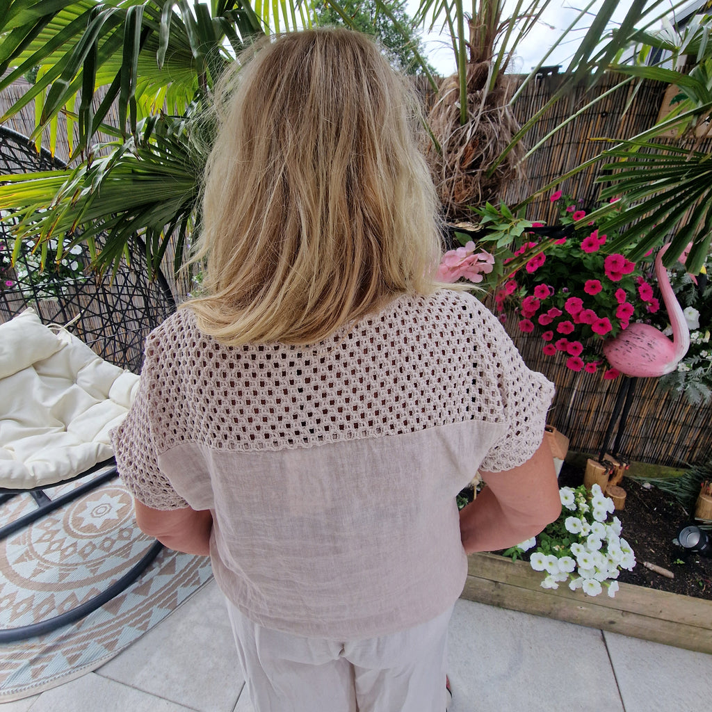 Fleur Linnen Top beige met Bloemborduursel – Ibiza Top met Kant en Glittersteentjes