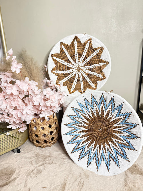 Bohemian Wandschaal Mandala Design - Handgemaakt op Bali - Aqua & Naturel - 50cm