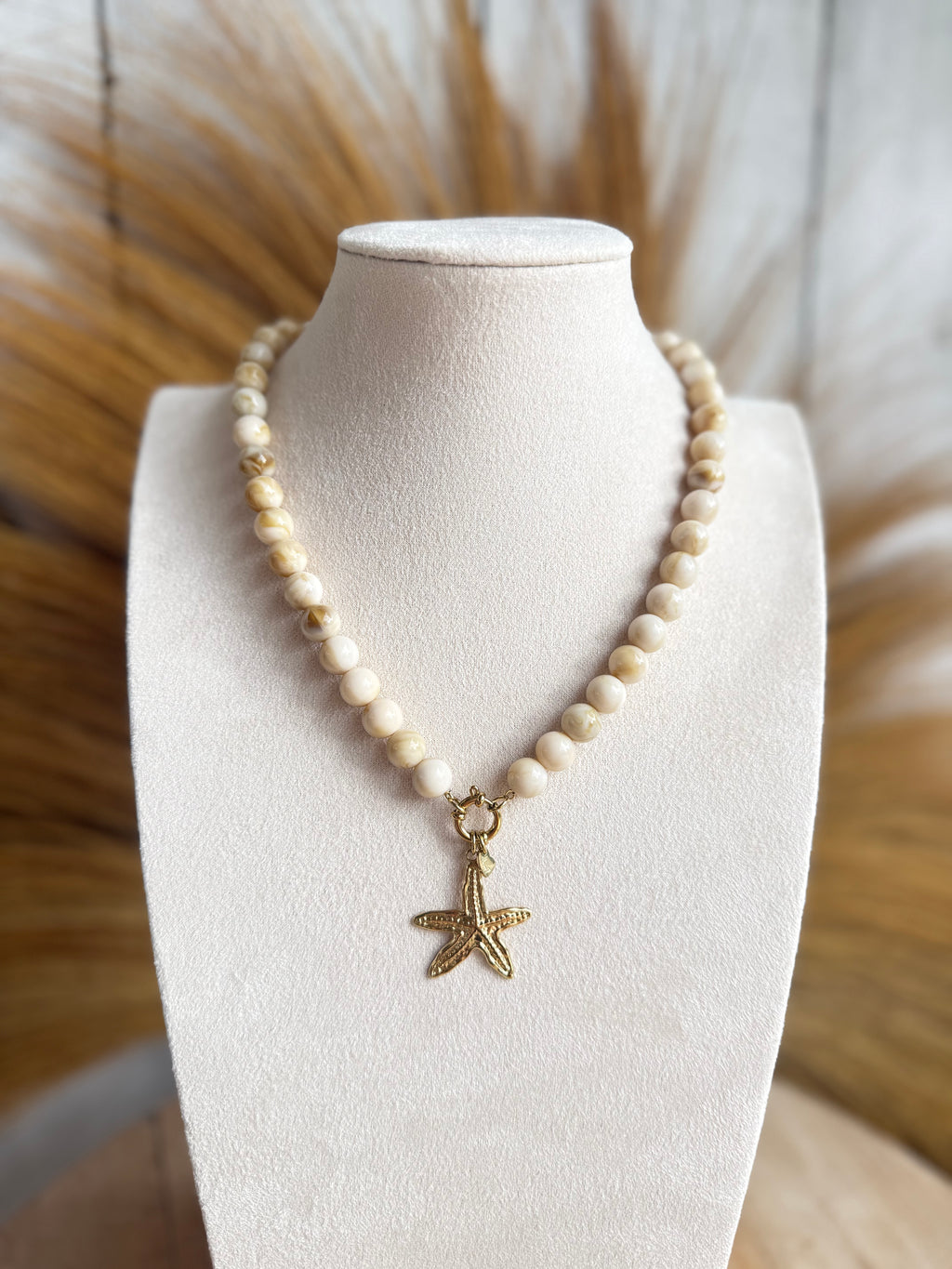 Kralenketting Dames met Zeester Hanger Goud – Crème Beige