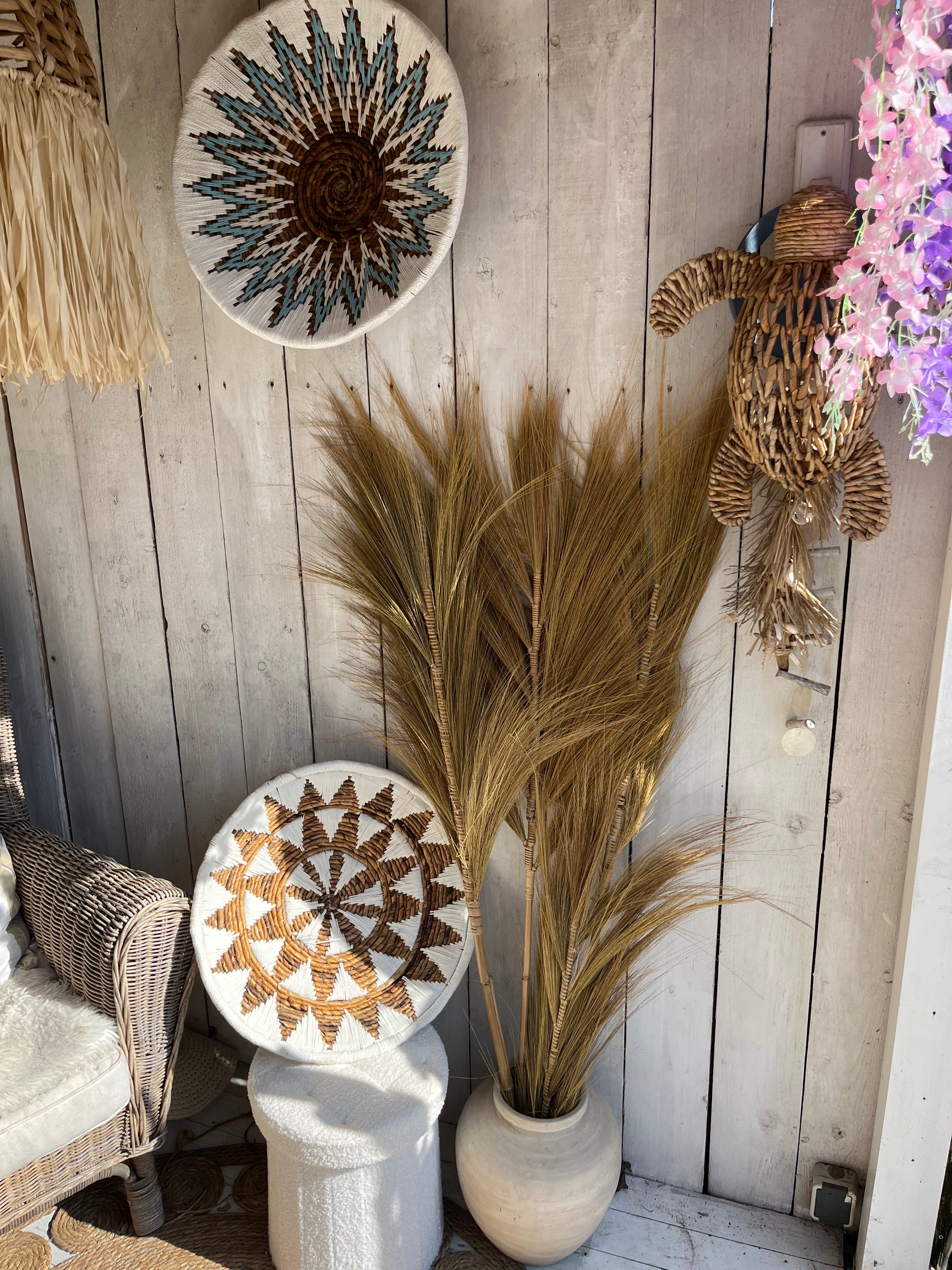Wall deco white