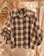 Geruite dames blouse Jane in beige en bruin met pofmouwen