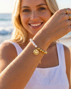 Parel & Goud Armband met Smiley Bedel – Stainless Steel