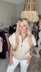 Reversible bodywarmer beige