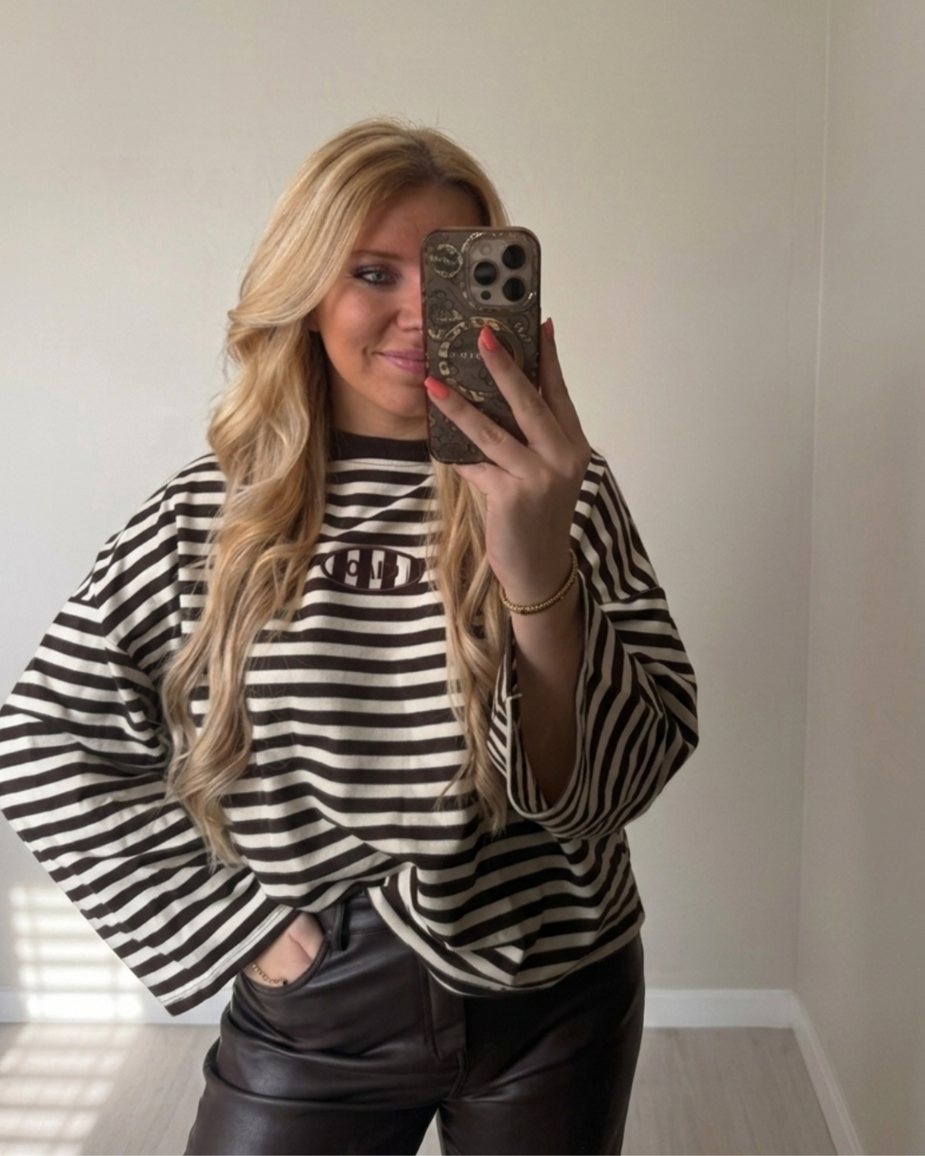 Oversized gestreepte longsleeve bruin voor dames van EllesDelanaStyle   