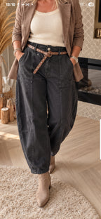 Lola Zwart – Barrel Broek